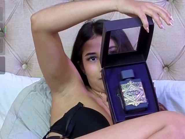 VioletMontes VioletMontes