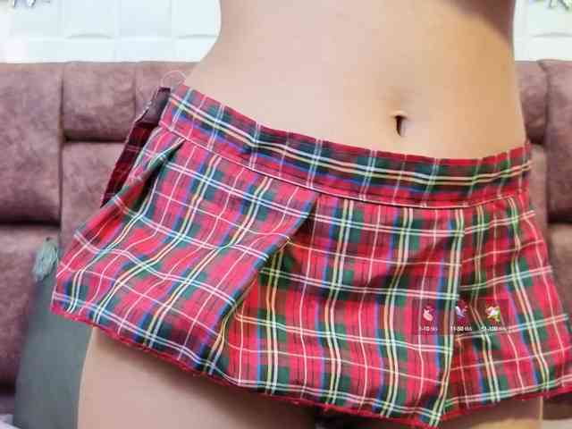 VioletMontes webcam