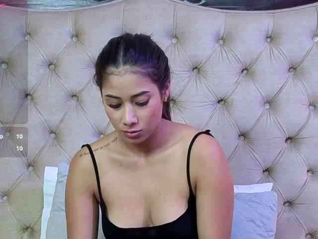 VioletMontes VioletMontes