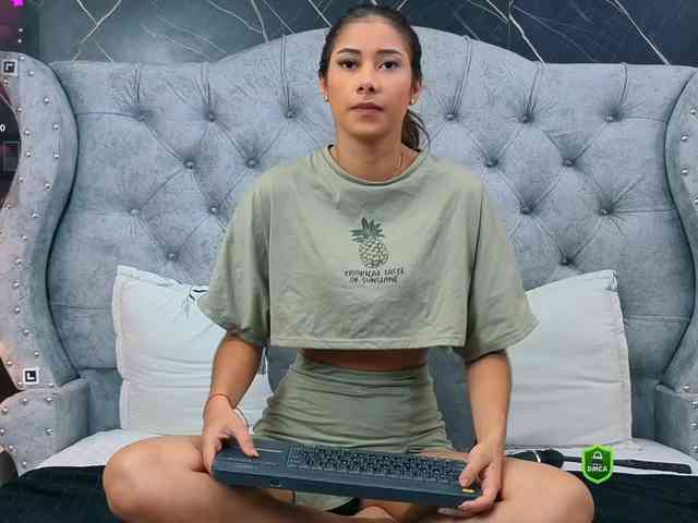 chat room adult VioletMontes