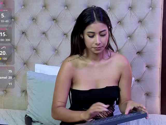 VioletMontes VioletMontes