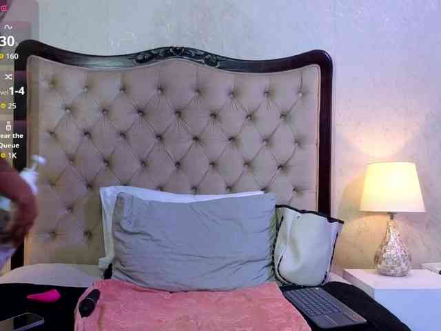 VioletMontes VioletMontes