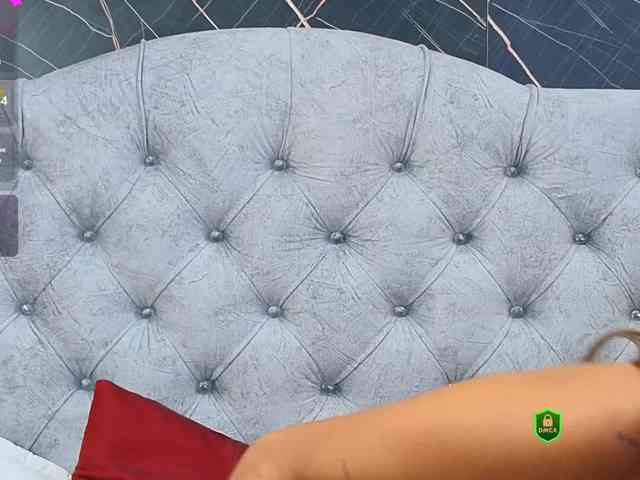 VioletMontes webcam