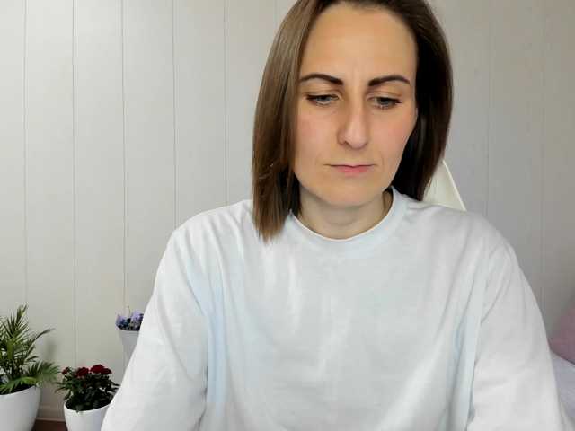 Kiza9's BongaCams show and profile