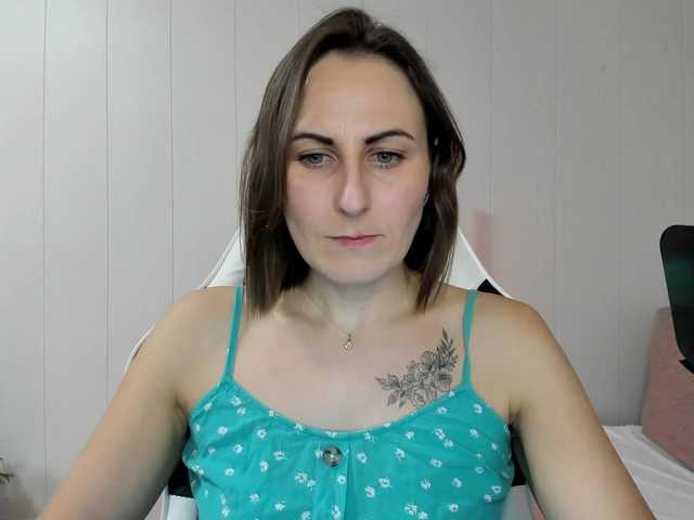 Kiza9's BongaCams show and profile