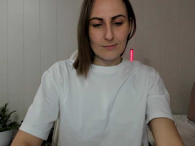 Kiza9's BongaCams show and profile