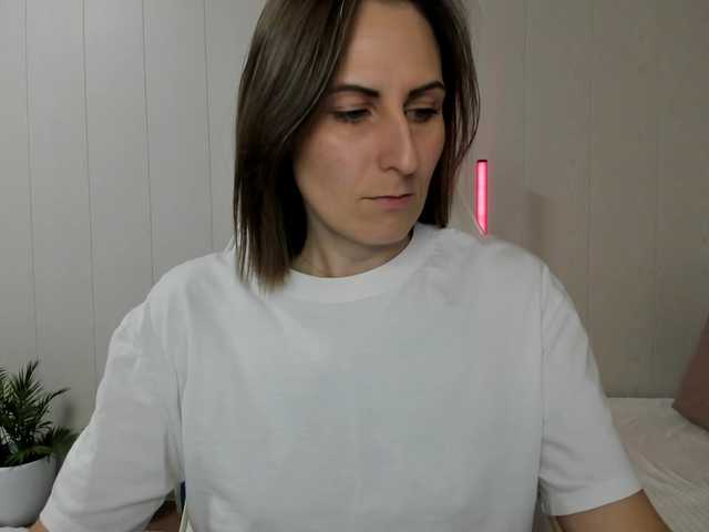 Kiza9's BongaCams show and profile