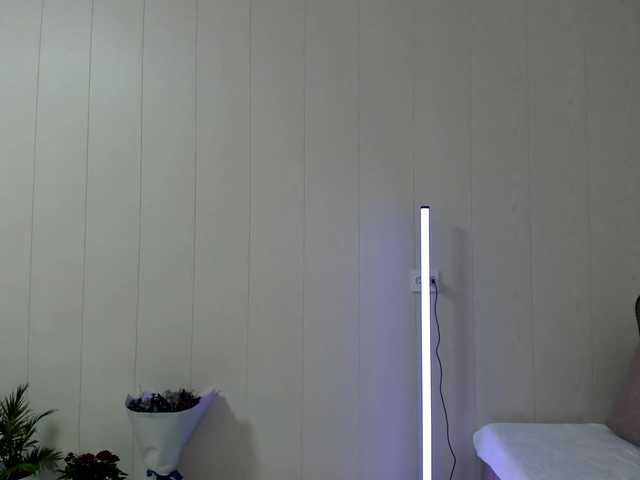 Kiza9's BongaCams show and profile