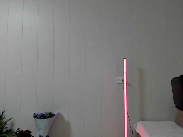 Kiza9's BongaCams show and profile