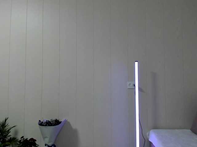 Kiza9's BongaCams show and profile