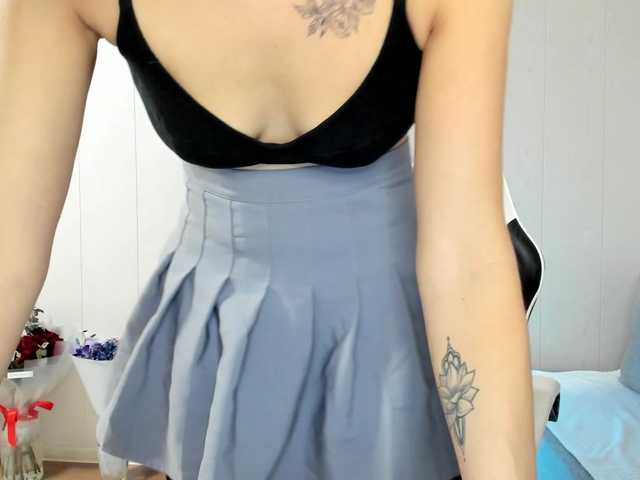 Kiza9's BongaCams show and profile