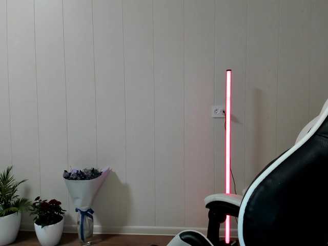 Kiza9's BongaCams show and profile