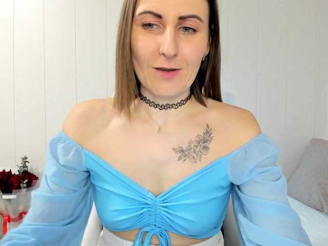 Kiza9's BongaCams show and profile