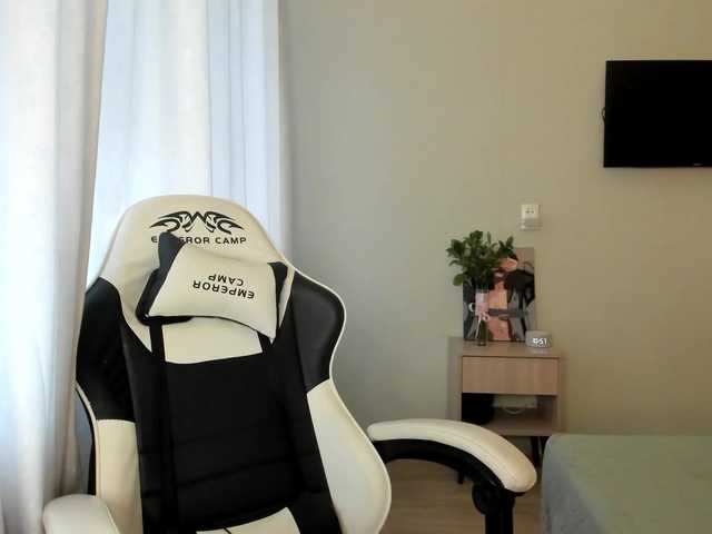 Kiza9's BongaCams show and profile