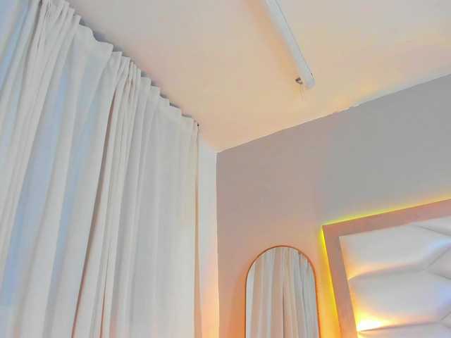 samanthaevans's BongaCams show and profile