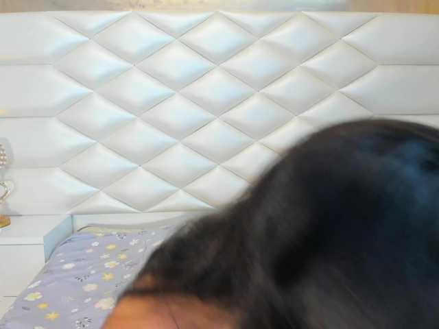 samanthaevans's BongaCams show and profile