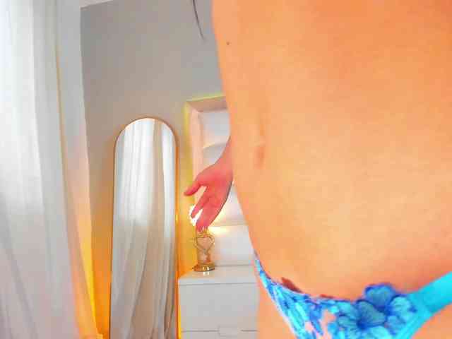 samanthaevans webcam