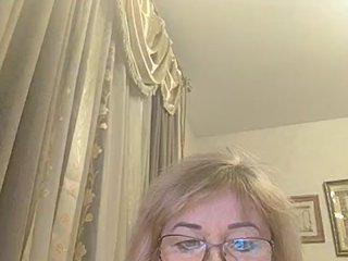 KarinkaSweet Porn Show