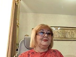 KarinkaSweet Porn Show