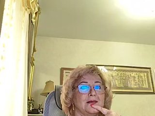 KarinkaSweet Porn Show