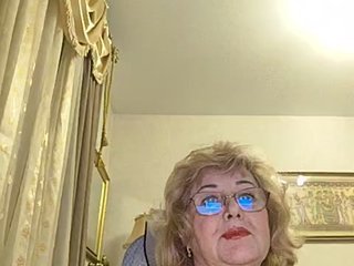 KarinkaSweet Porn Show