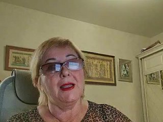 KarinkaSweet Porn Show