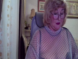 KarinkaSweet Porn Show