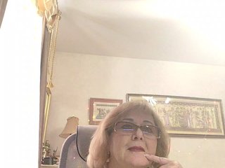 KarinkaSweet Porn Show