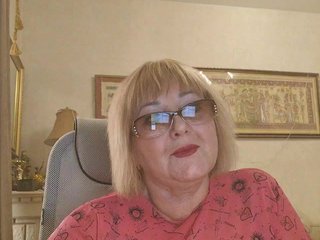 KarinkaSweet Porn Show