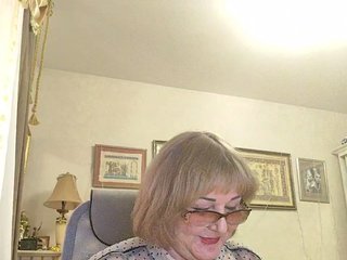 KarinkaSweet Porn Show