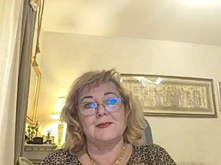 KarinkaSweet Porn Show