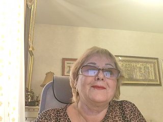 KarinkaSweet Porn Show