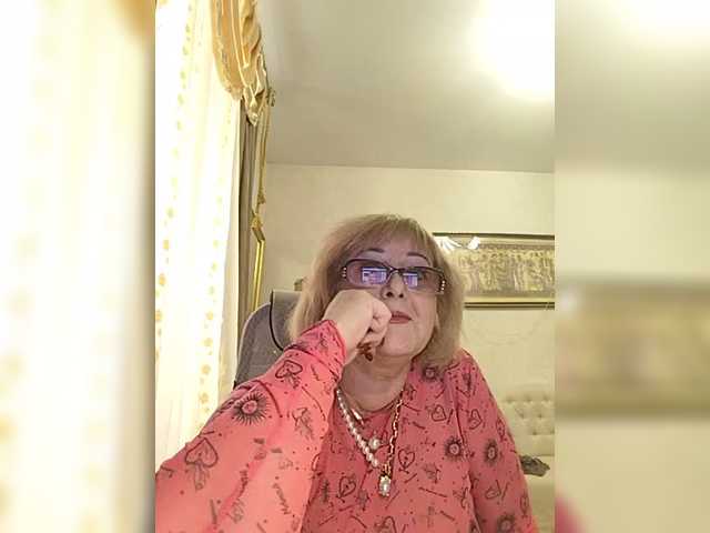 KarinkaSweet live cam