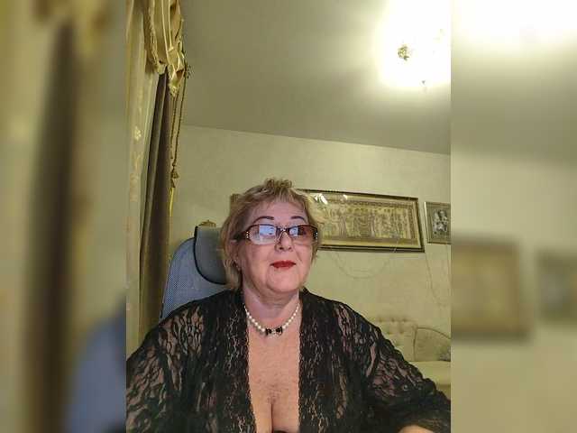 go to chat with KarinkaSweet