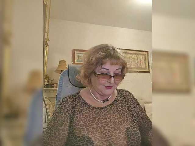 KarinkaSweet Live Cam on BongaCams