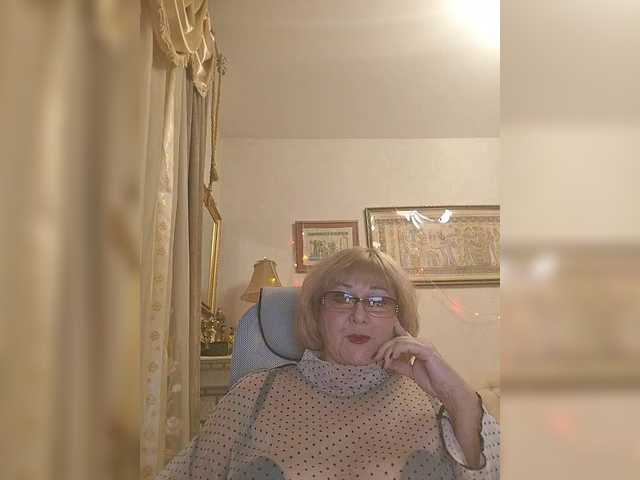 KarinkaSweet live cam