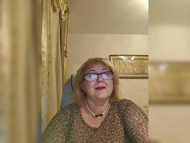 KarinkaSweet Live Cam on BongaCams