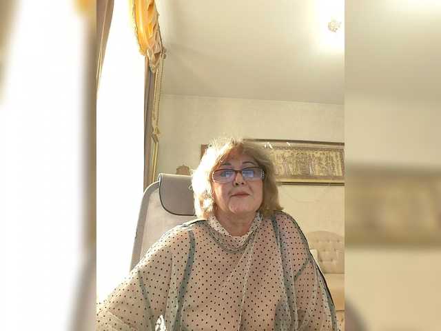 KarinkaSweet from BongaCams