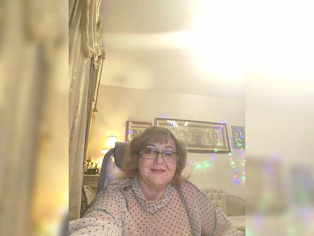 KarinkaSweet's BongaCams show and profile