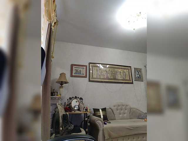 KarinkaSweet's BongaCams show and profile