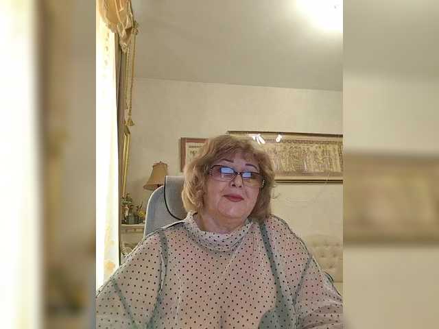 KarinkaSweet from BongaCams is Freechat