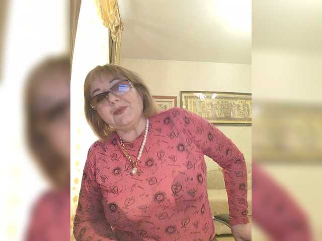 KarinkaSweet from BongaCams is Freechat