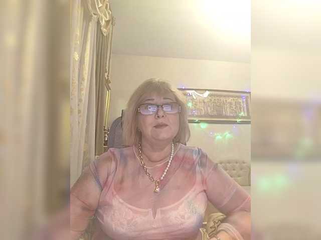 KarinkaSweet live cam