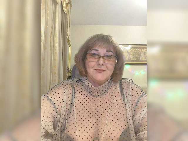 KarinkaSweet's BongaCams show and profile