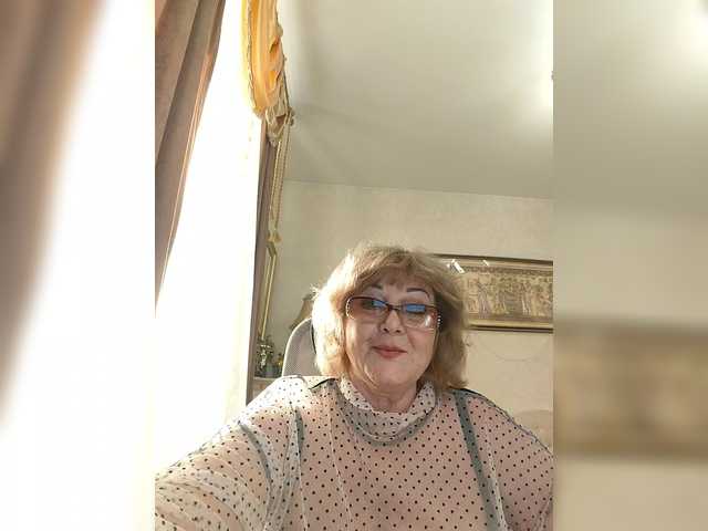 KarinkaSweet from BongaCams