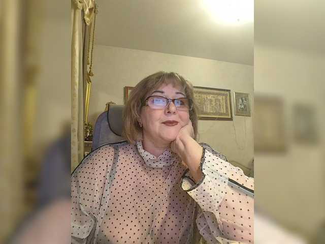 KarinkaSweet from BongaCams