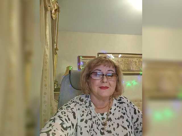 KarinkaSweet's BongaCams show and profile