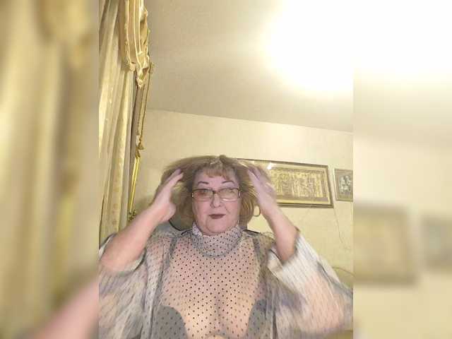 KarinkaSweet from BongaCams is Freechat