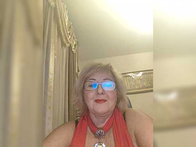 KarinkaSweet live cam