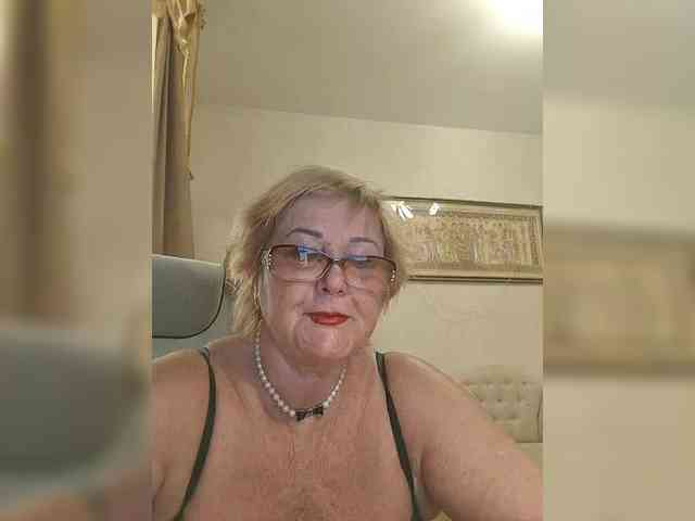 KarinkaSweet Live Webcam on BongaCams